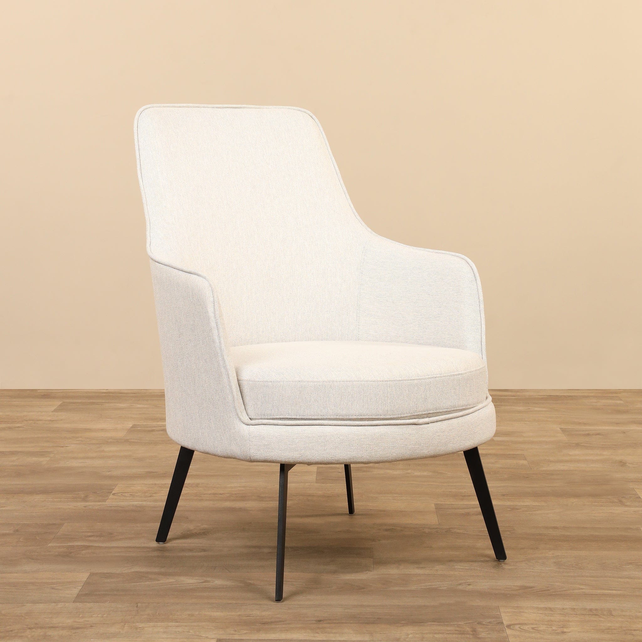 Austin <br> Armchair Lounge Chair - Bloomr