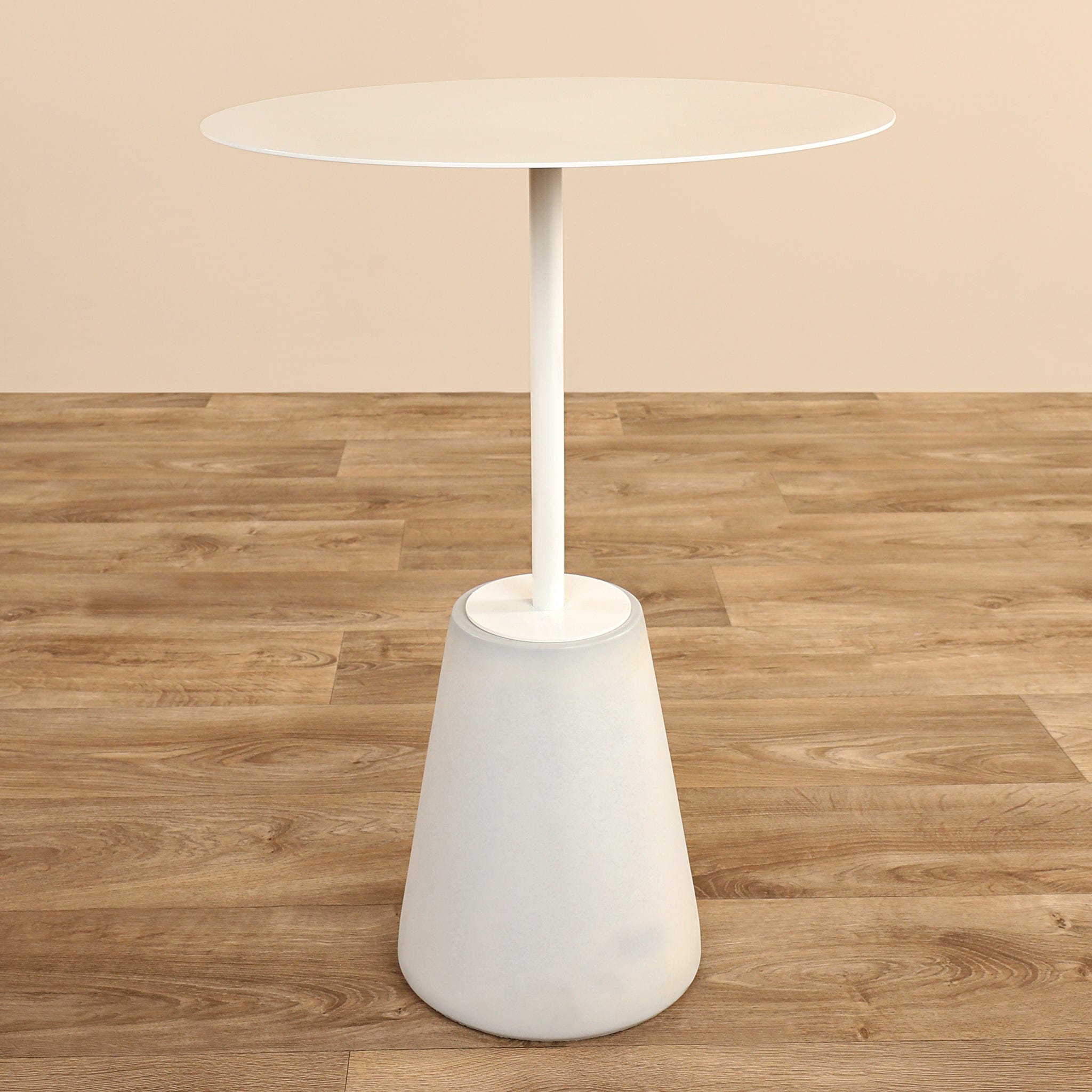 Dyna <br>Concrete Side Table - Bloomr